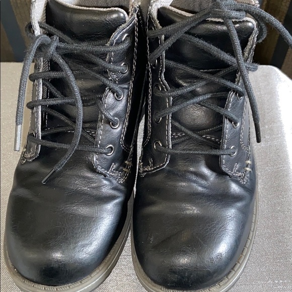 Dark navy blue boots, use but good condition - Picture 6 of 6